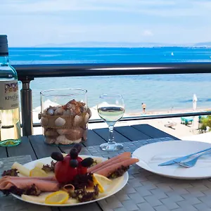 επισκεφθείτε το ξενοδοχείο